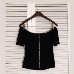 ‼️SOLD‼️Off the shoulders